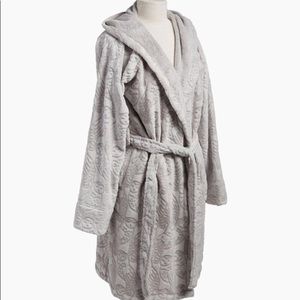 Vera Bradley Light Gray Owl Robe